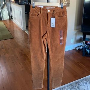 Beige High waisted skinny jeans